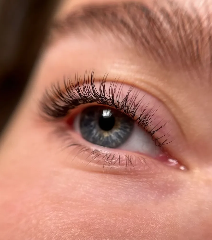 Natural lash extensions — FILTER Ladies Salon Abu Dhabi